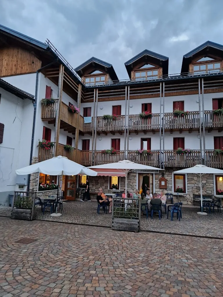 Albergo Vittoria_Claut_slider_image_3
