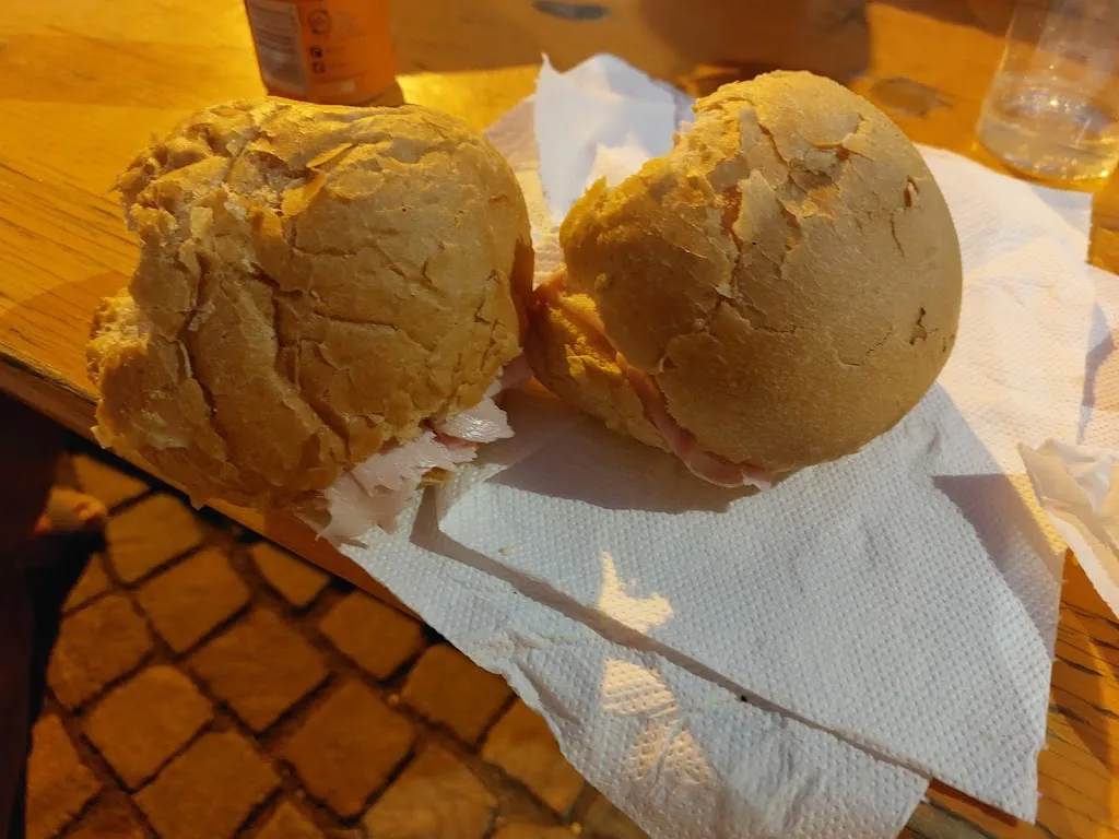 Kateřina Weissová Wasserbauerová_bar cellina_Claut_review