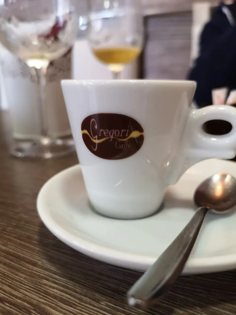 Andrew Pugh_Osteria dei Musicisti_Cavolano-Schiavoi_review