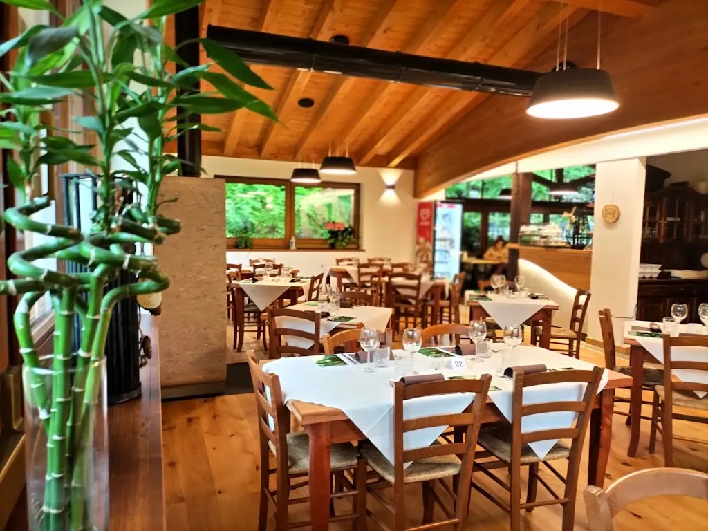 Pradis alle Grotte Bar Ristorante_Clauzetto_slider_image_3