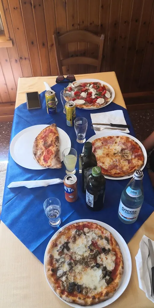 Tamás Szűts_Pizzeria Trattoria Al Ponte_Colloredo di Monte Albano_recensione