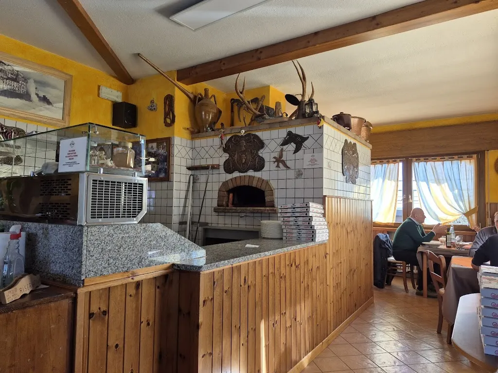 Pizzeria Trattoria Al Ponte_Colloredo di Monte Albano_slider_image_1