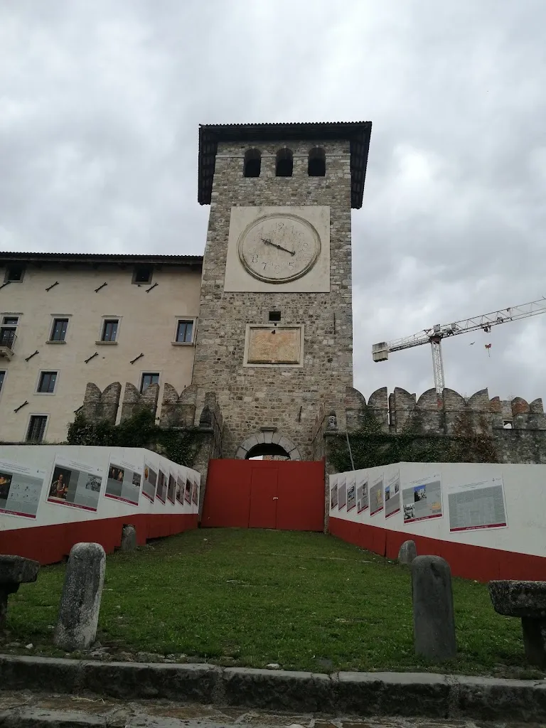 Alberto Angeli Gogo#_Castello di Colloredo di Monte Albano_Colloredo di Monte Albano-Lauzzana_review