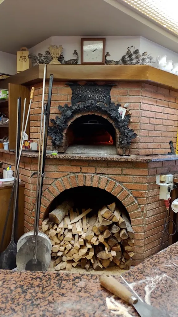 Selen Caner Ertuncay_Trattoria Pizzeria da Dani_Colloredo di Prato_review