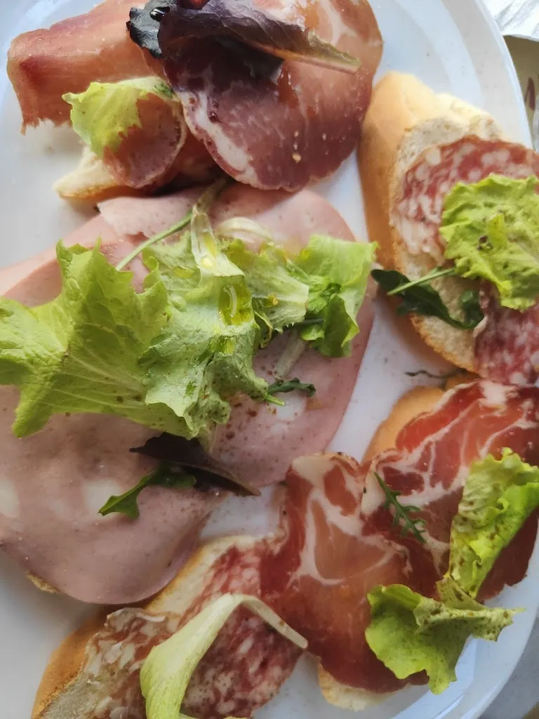 Cicilia Stirbu_Trattoria Pizzeria da Dani_Colloredo di Prato_review