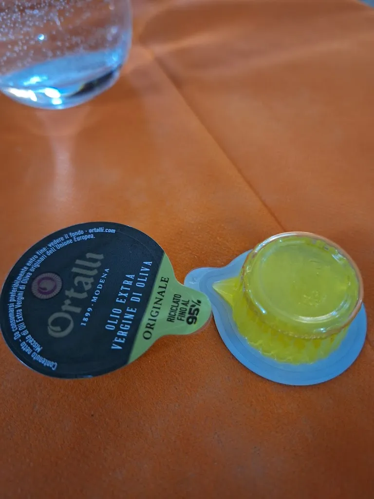 Federica Fratini_Pizzeria Arrosticini La Favola_San Benedetto dei Marsi_review