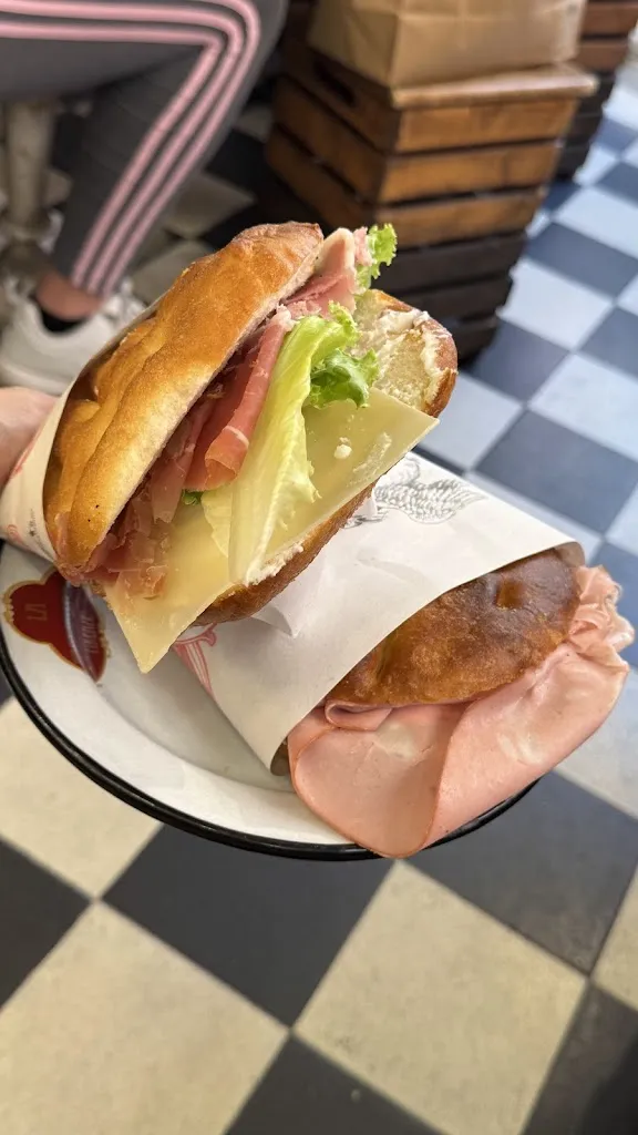 George Pelekanakis _La Prosciutteria Bologna_Colugna_review