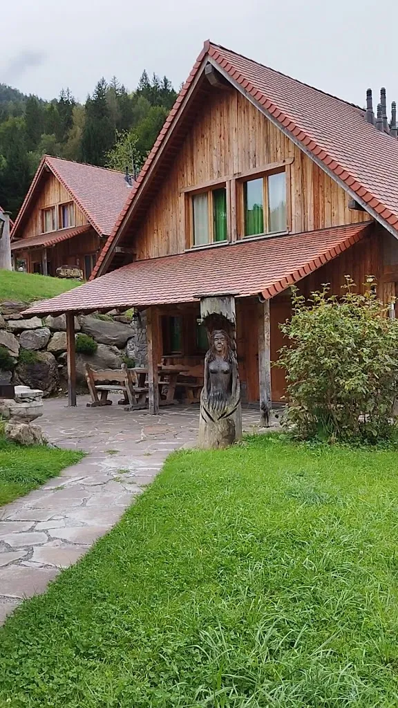 Dolomiti Village_Comeglians_slider_image_1