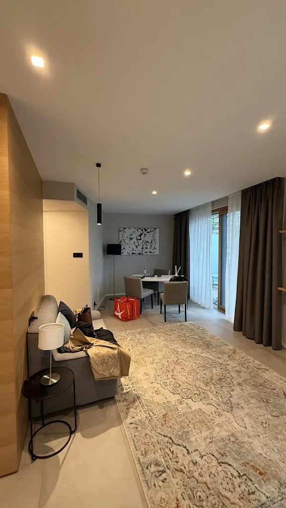 Drone “Dronescapes Aviation” Scapes_Nodo Hotel_Codroipo_review