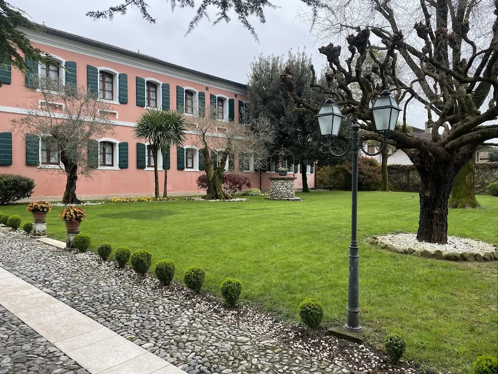 Alena Rabava_Villa Curtis Vadi_Cordovado_review