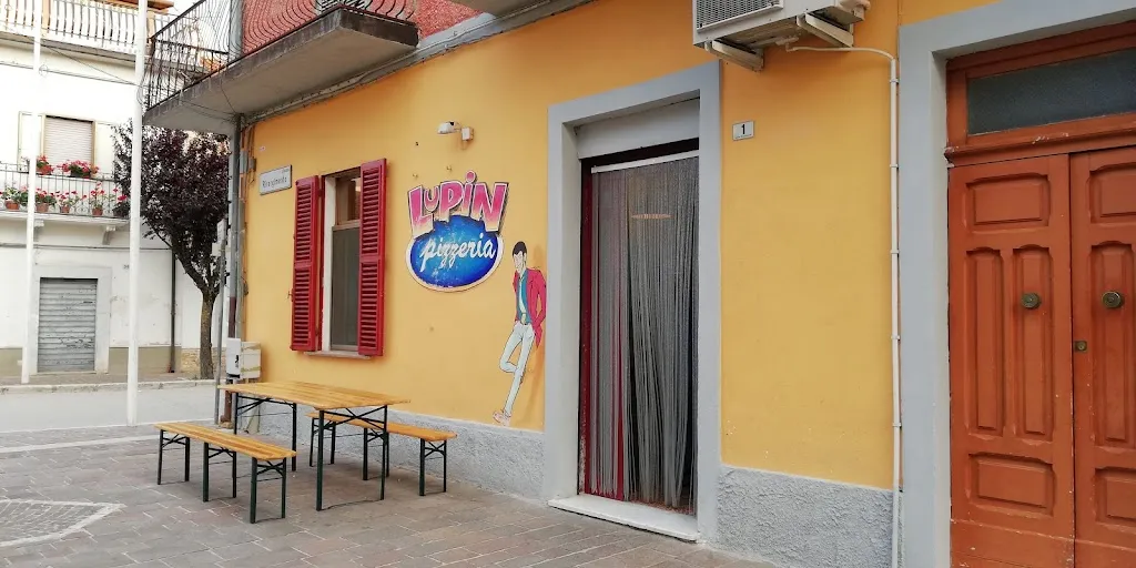 Pizzeria Lupin restaurant in San Benedetto dei Marsi