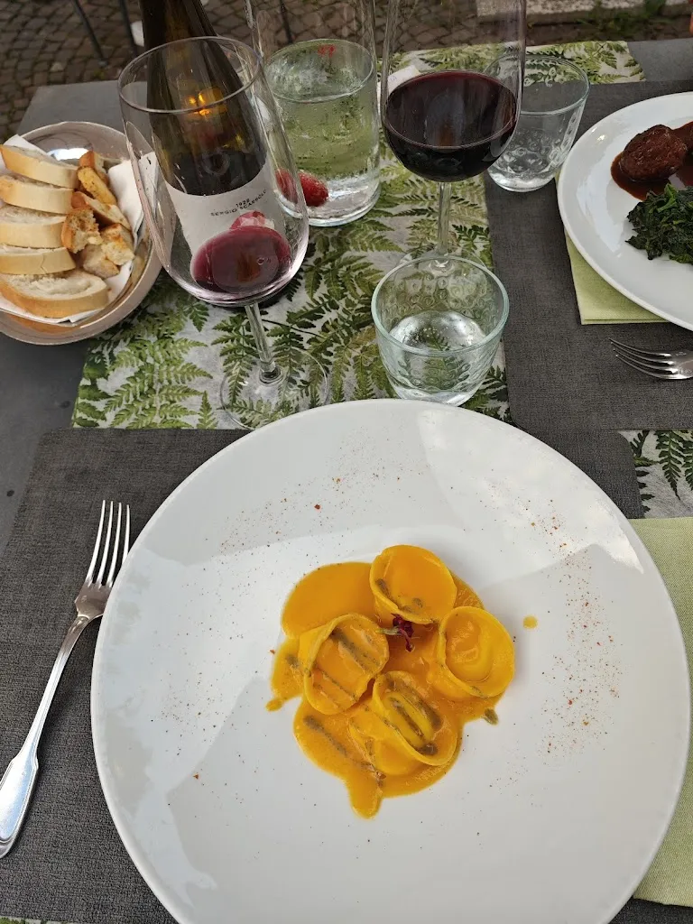 Gabriella Mérei_Antico Leon d'Oro_Cividale del Friuli_review