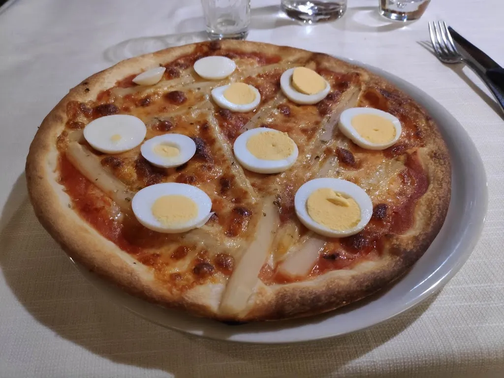 Pizzeria Trattoria Al Parini_Cividale del Friuli_slider_image_2