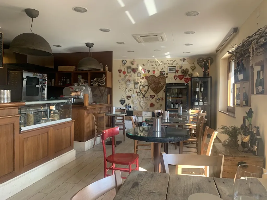 Taide Cantarutti_“La Magnolia” di Due Samantha&Lorena_Cividale del Friuli_review