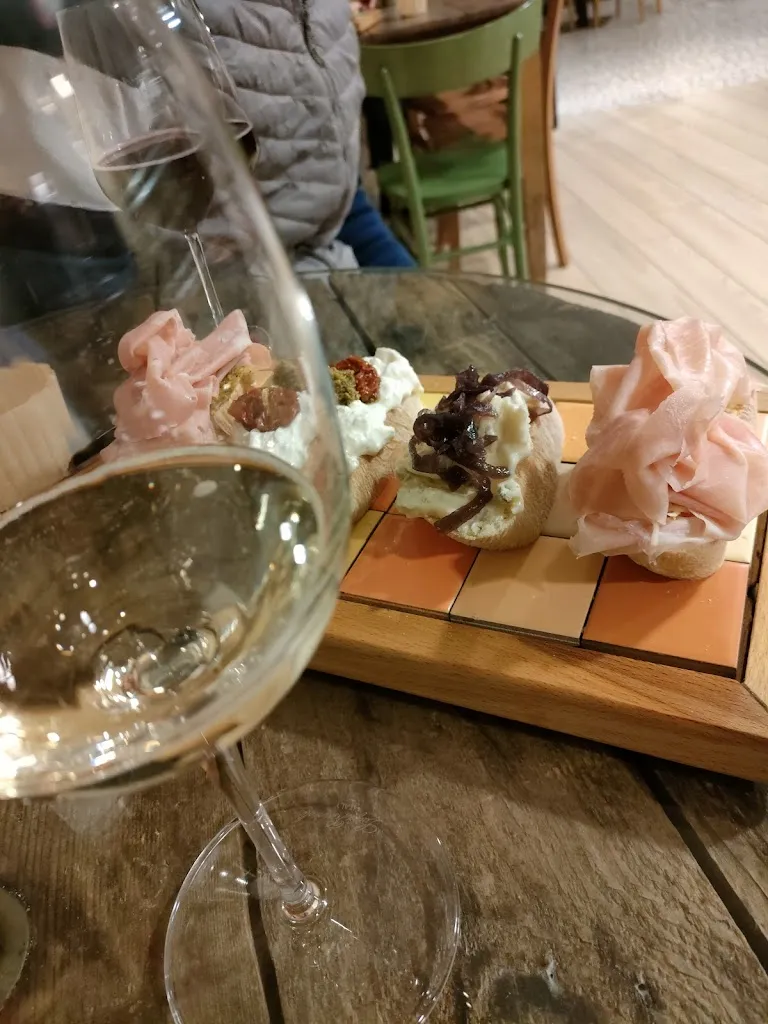 “La Magnolia” di Due Samantha&Lorena_Cividale del Friuli_slider_image_3