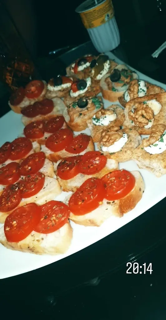 Gabriella Tarquini_Bar Jolly_San Benedetto dei Marsi_review