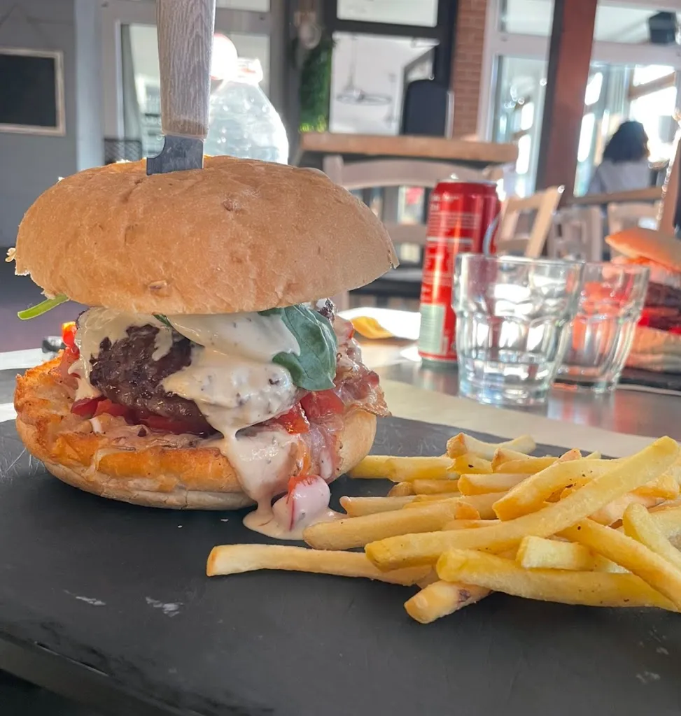 Fede_Bar Happy Days di De Angelis Lawrence_Cividale del Friuli_review