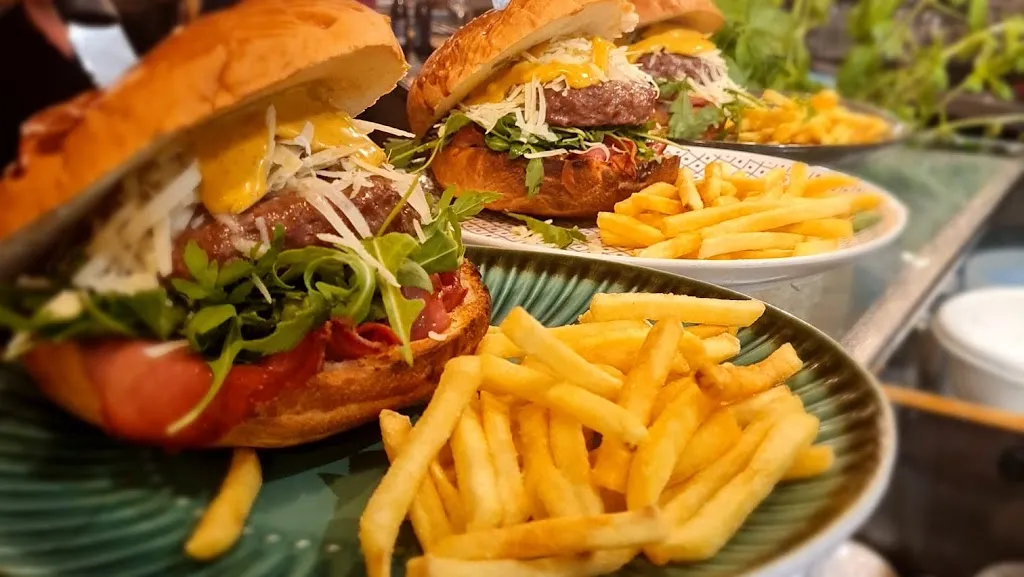 Bar Happy Days di De Angelis Lawrence_Cividale del Friuli_slider_image_3