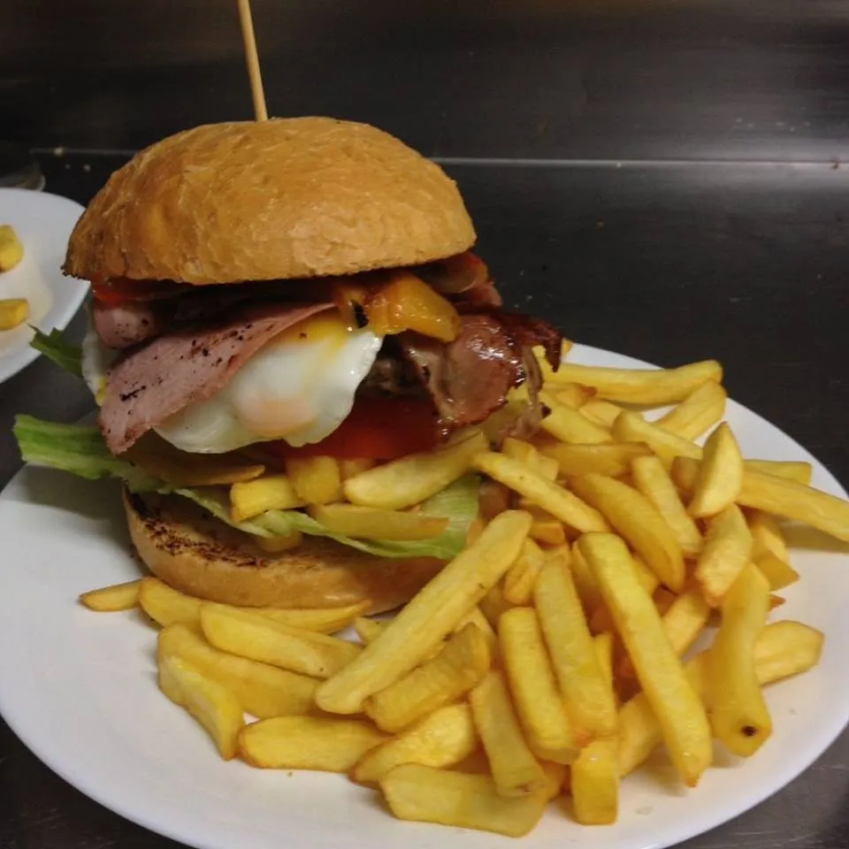 Iani Cafè & Iani Burger Bar_San Benedetto dei Marsi_slider_image_2