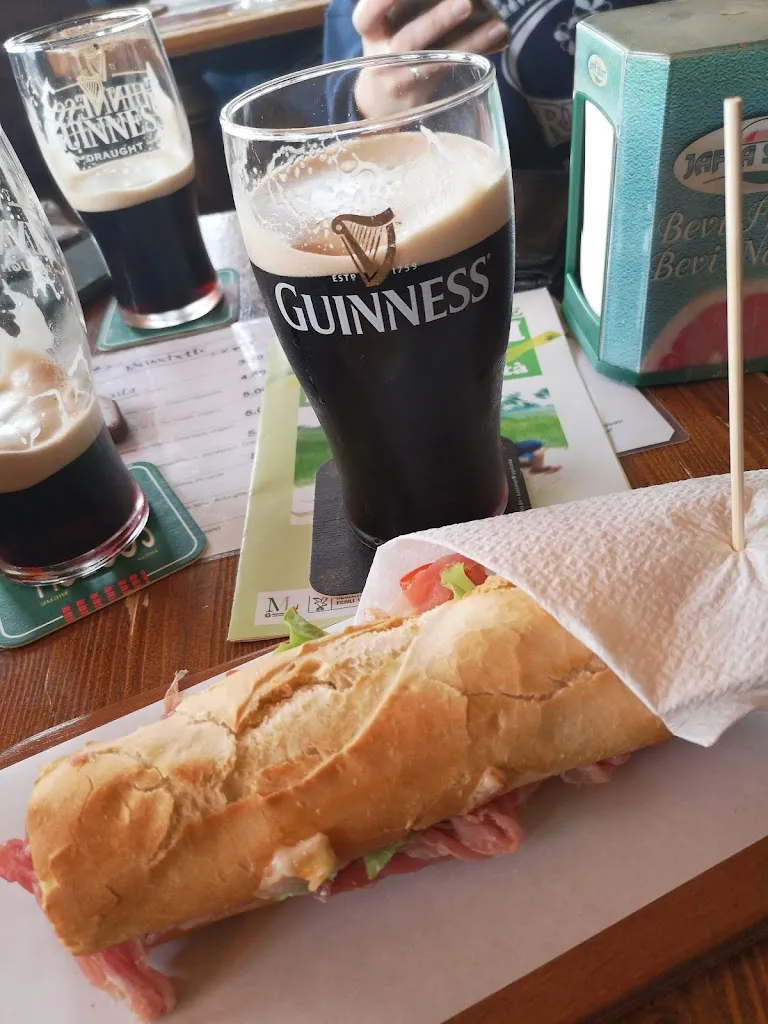 Andrea M_Baker Street Peressini Di Carlo_Dignano_review