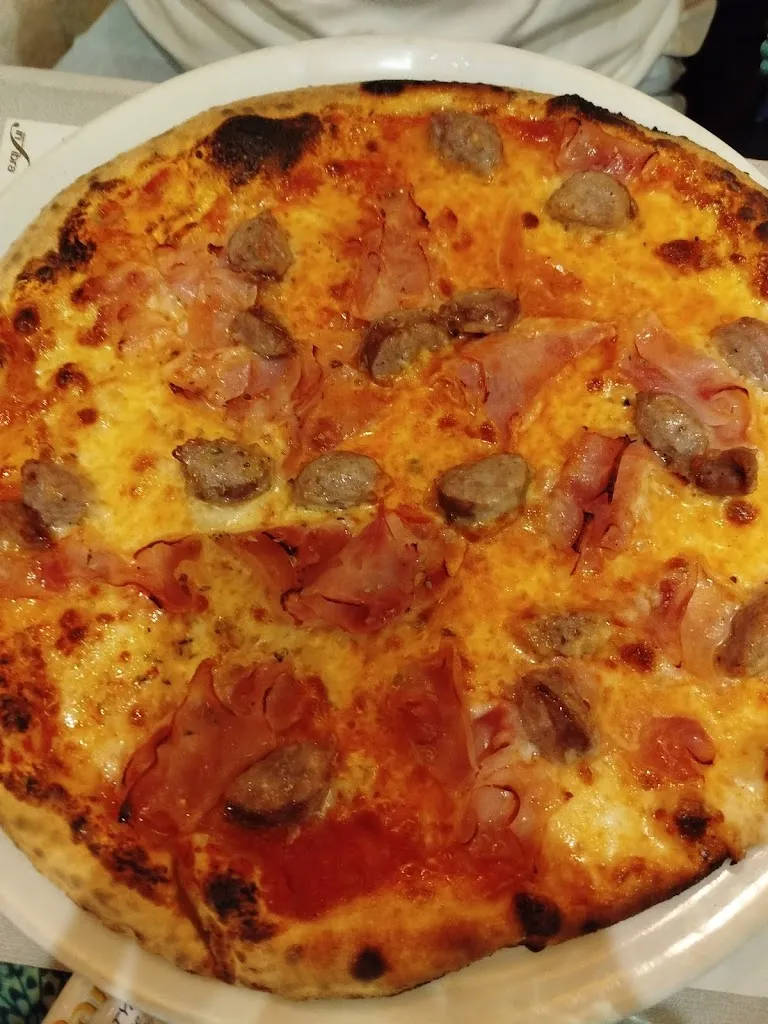 Manuela_Ristorante Pizzeria Columbia_Dignano_review