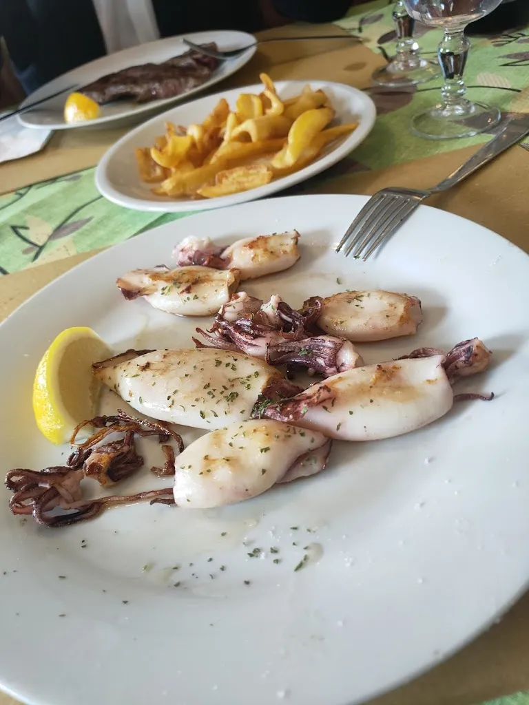 Društvena gostilna/Trattoria Sociale_Dolina_slider_image_2