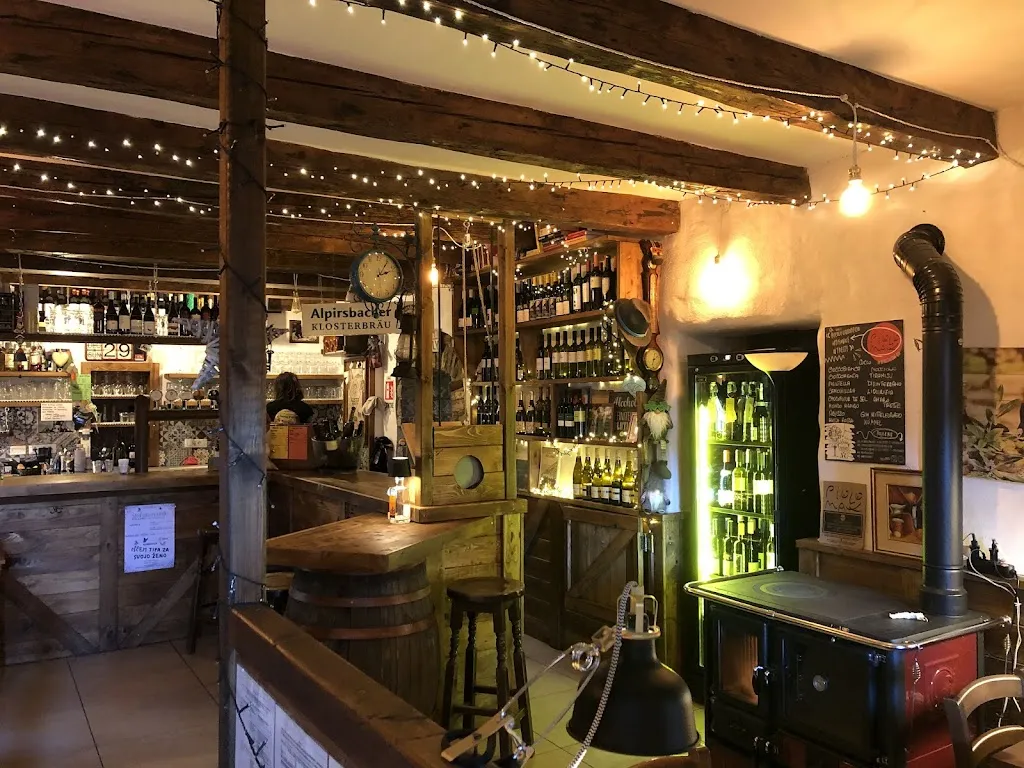 Taverna B'lunc_Dolina_slider_image_1