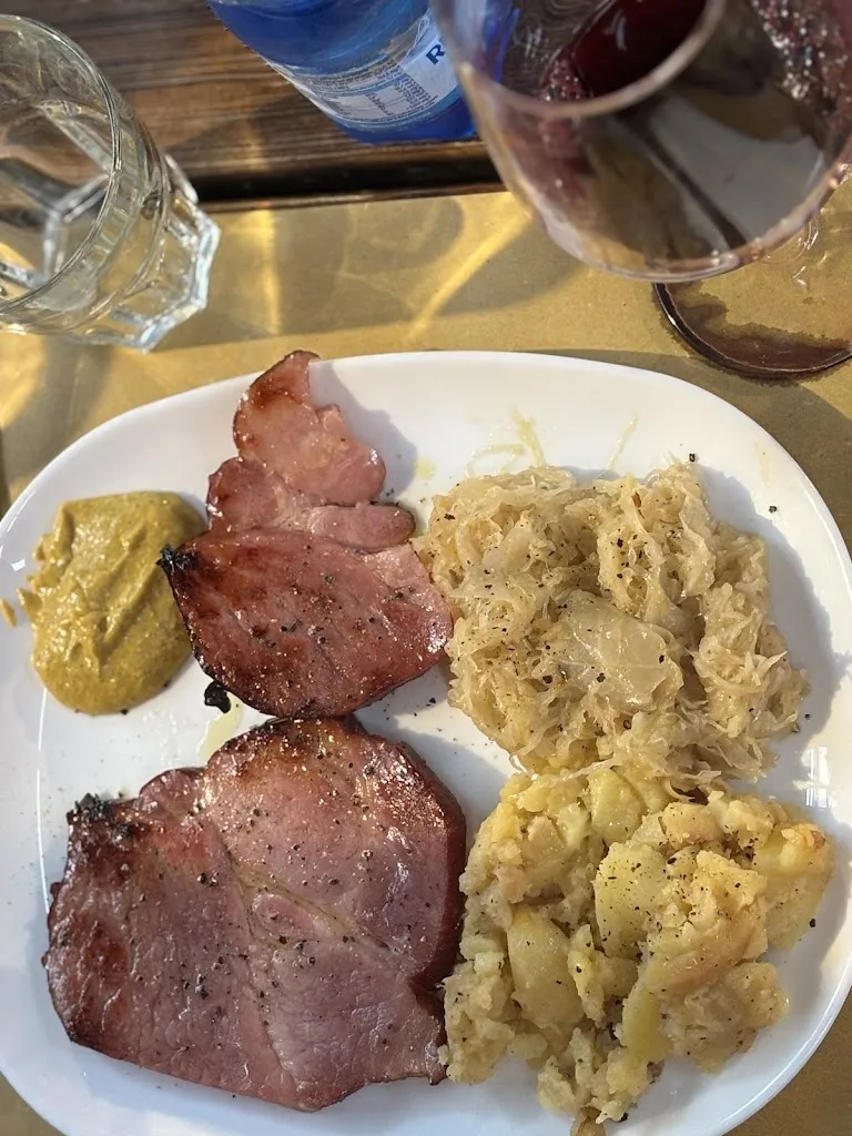 Taverna B'lunc_Dolina_slider_image_3