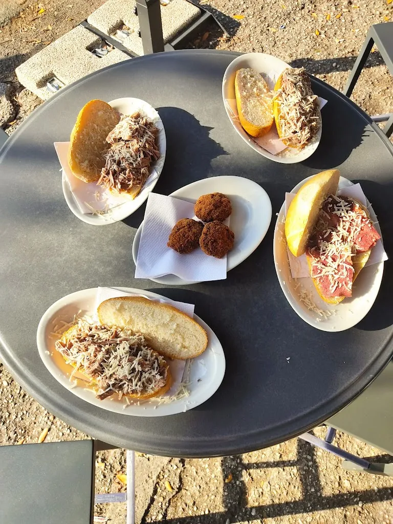 And85_Bar Tavola Calda Domio_Dolina_review