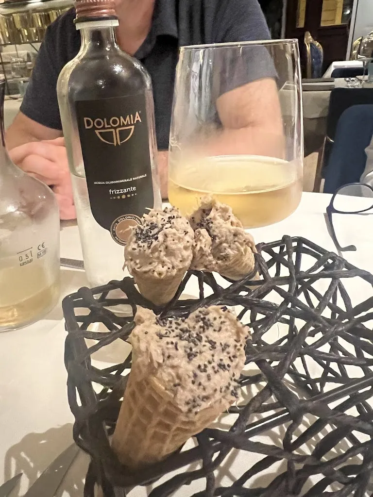 Inga Guberman_El Cassettin_Dolina_recensione