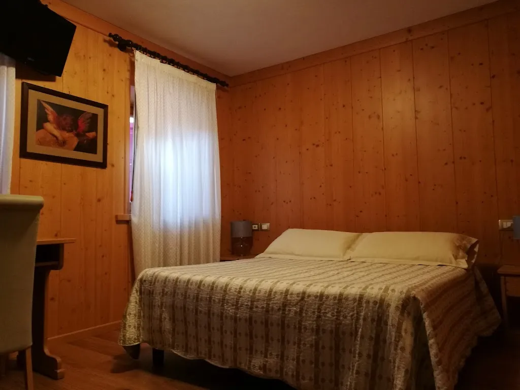 Albergo Al Sole restaurant in Forni Avoltri