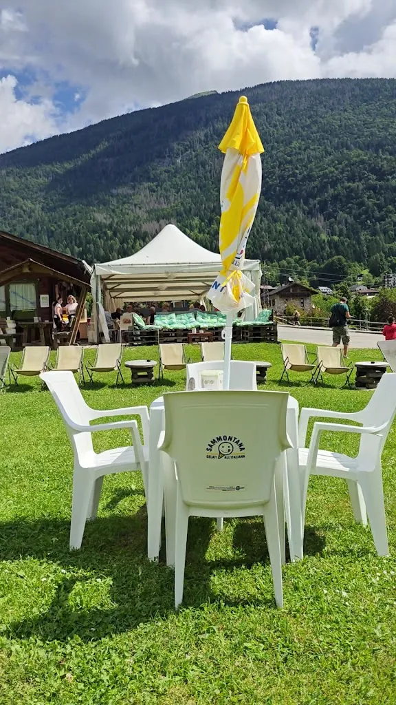 Dionigi Vitale_zwar bar_Forni di Sotto_review