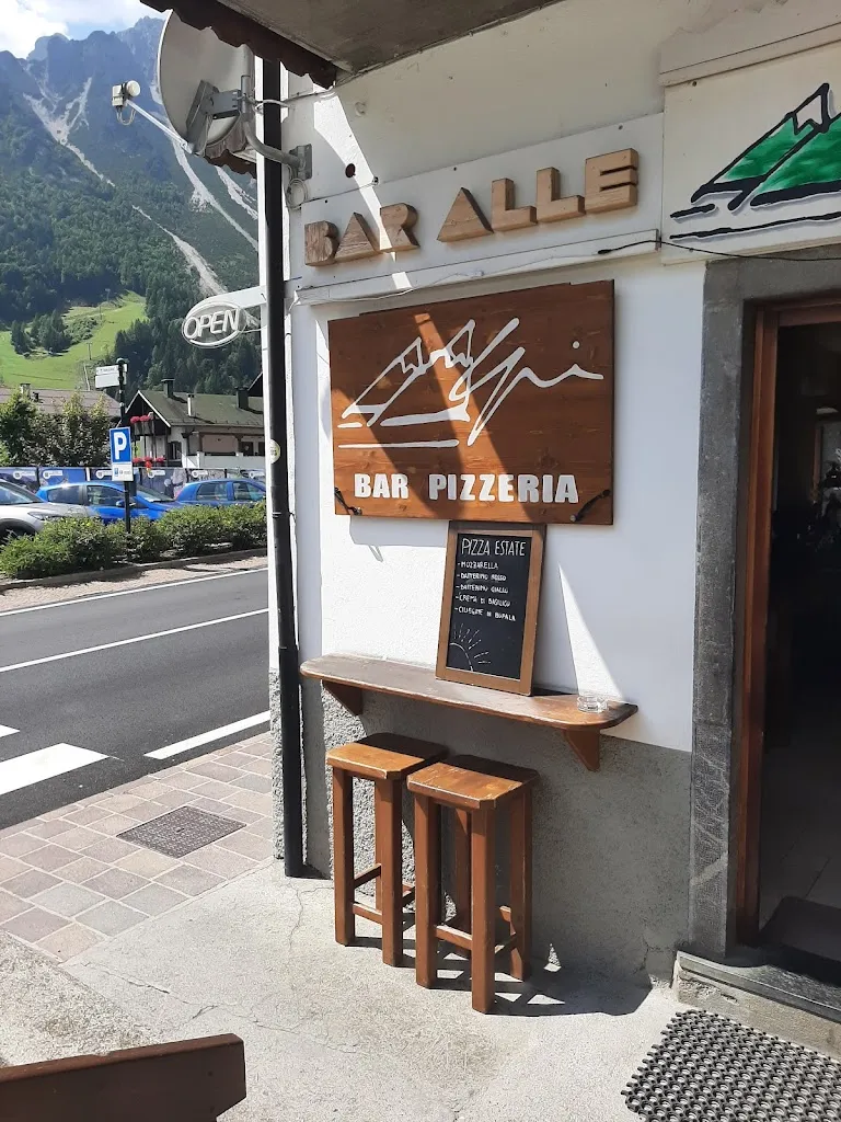 Pizzeria alle Alpi restaurant in Forni di Sopra