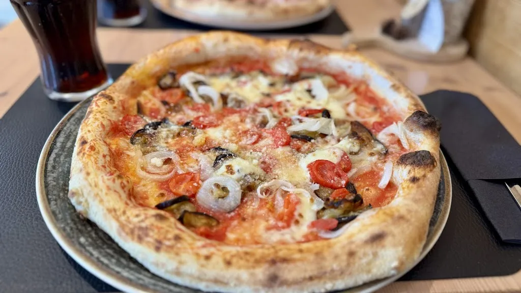 Pizzeria alle Alpi_Forni di Sopra_slider_image_2