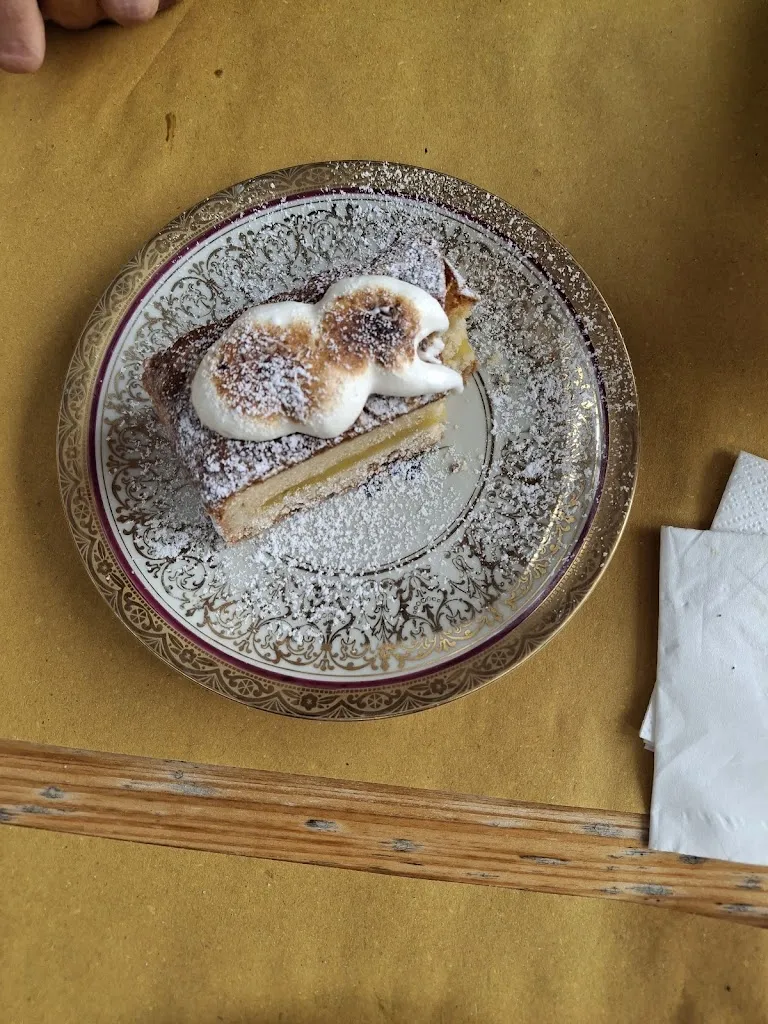 Maurizio Sartor_Grill Dolomiti Ski Bar - Noleggio Ski Rental_Forni di Sopra_review