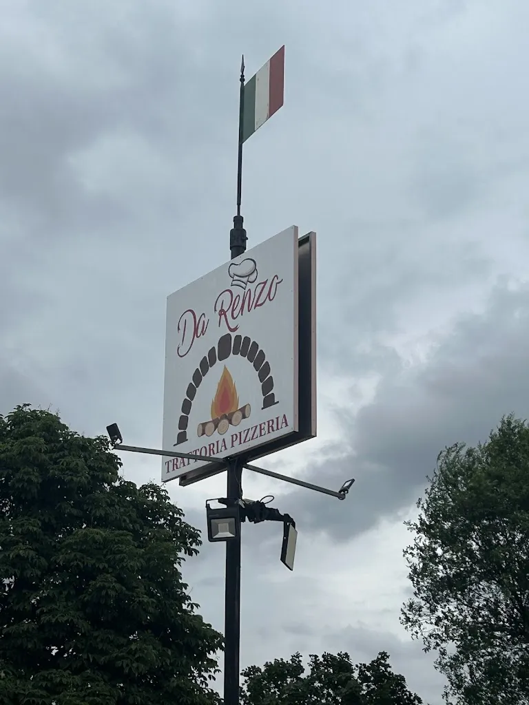 Adriano Molteni_Da Renzo_Gonars_recensione