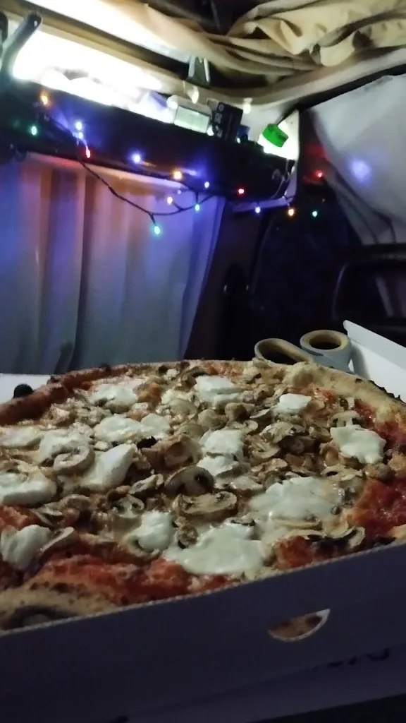 Menu_Pizzeria da Sonny_Gonars_image_7