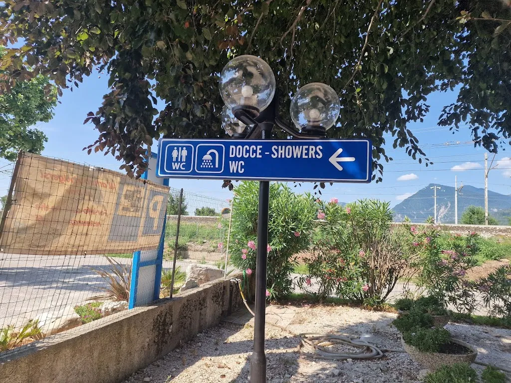 Darl Hopkins_Hotel Willy - Taverna, Pizzeria, Ristorante_Gemona_review