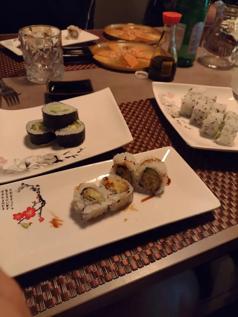 Lynn_U Sushi 5_Gemona_review