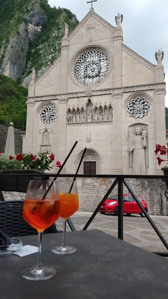 Andrea De Marco_Caffè Al Duomo_Gemona_review