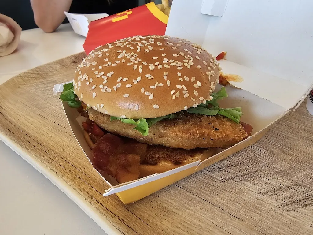 McDonald's Gemona del Friuli_Gemona_slider_image_2