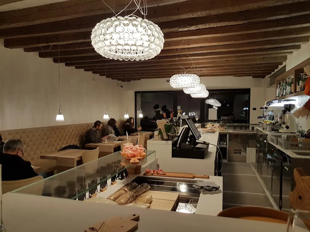 Al Municipio Caffè Bistrot_Lauzacco_slider_image_3