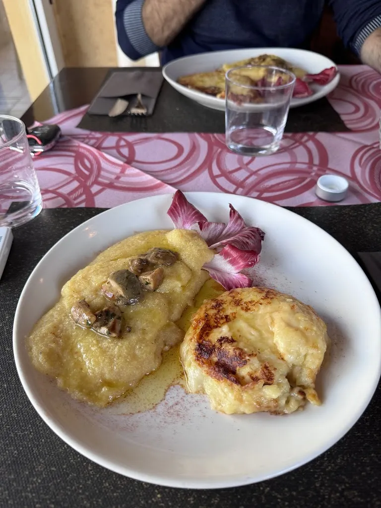 Fernanda Bortolane Bueno_La Kantinetta Gorizia_Gorizia_review