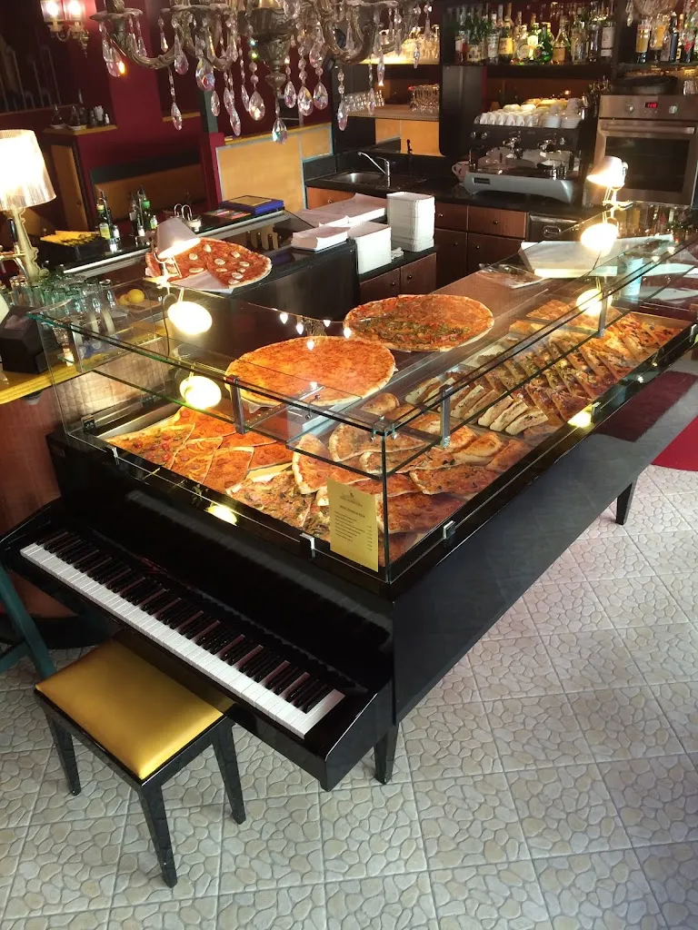 Pizza Connection Gorizia_Gorizia_slider_image_3