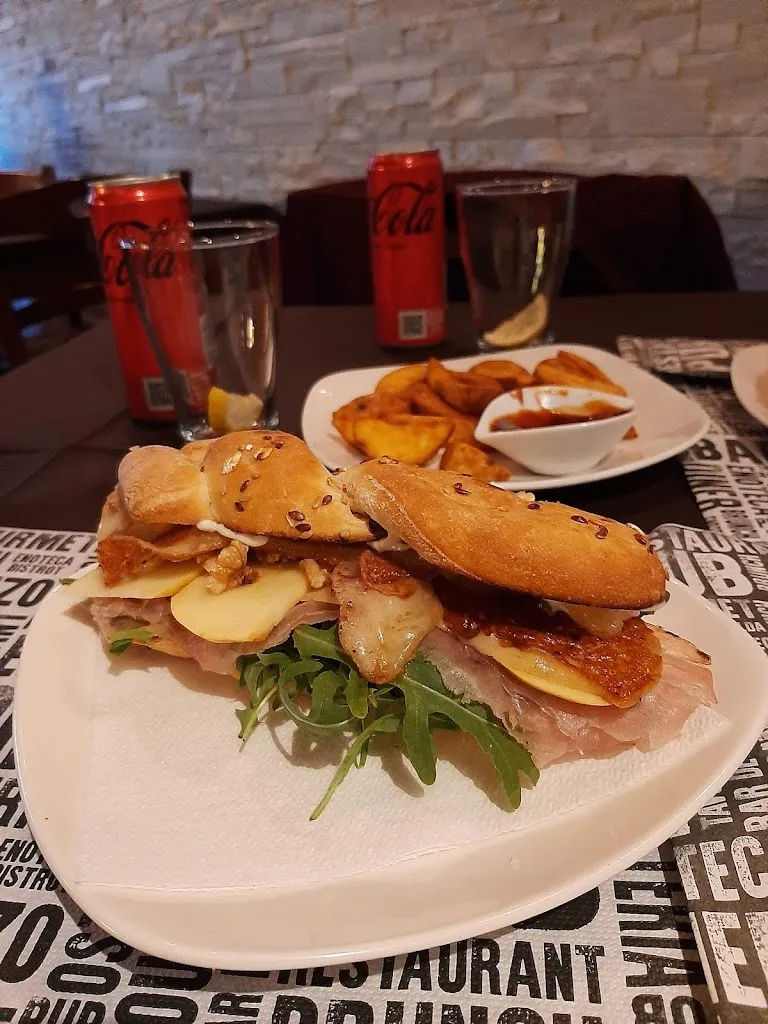 Alessio Iob_Underground Gorizia_Gorizia_review