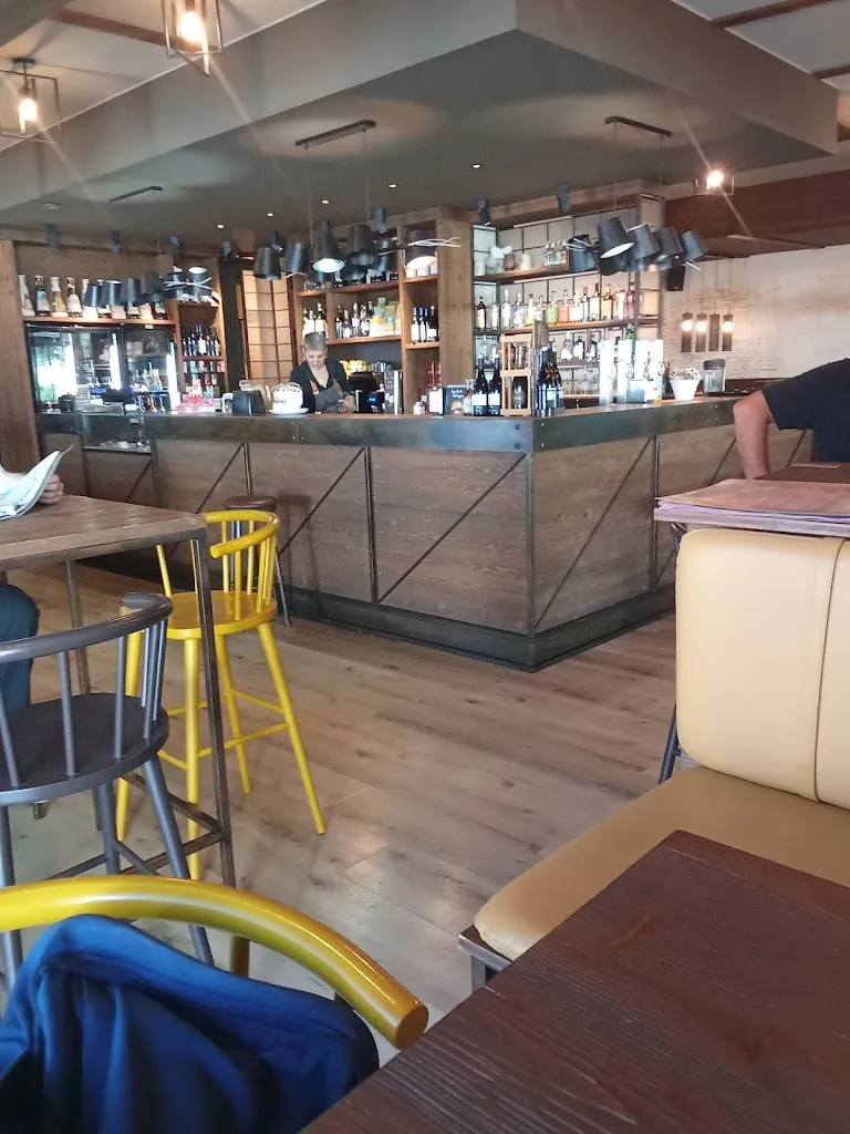 Tobacco Inn_Gorizia_slider_image_3