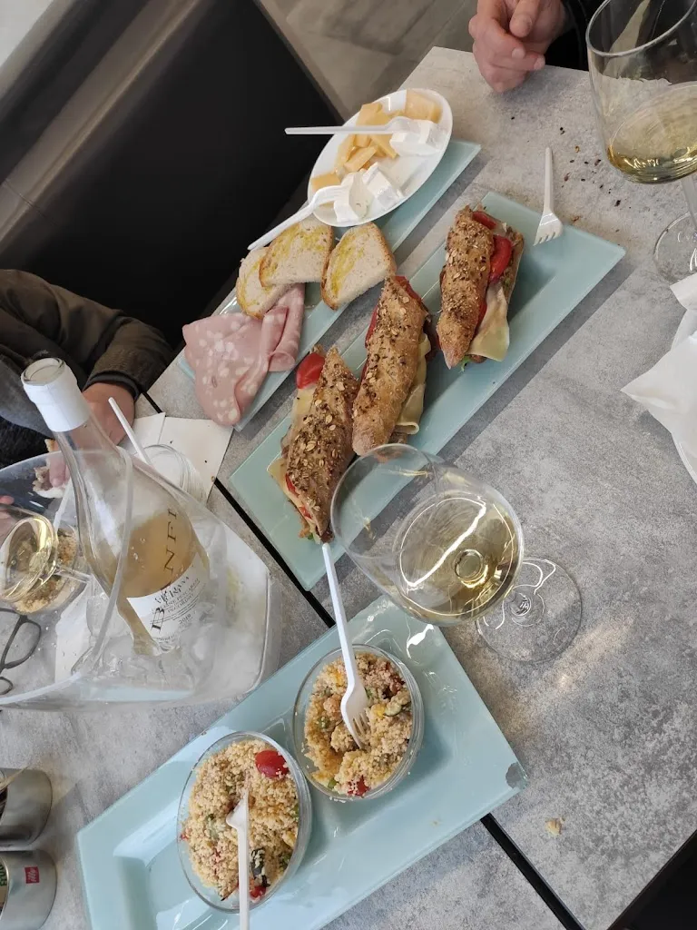 Helenia Maiolo_Caffè florence_San Nicolò a Tordino_review