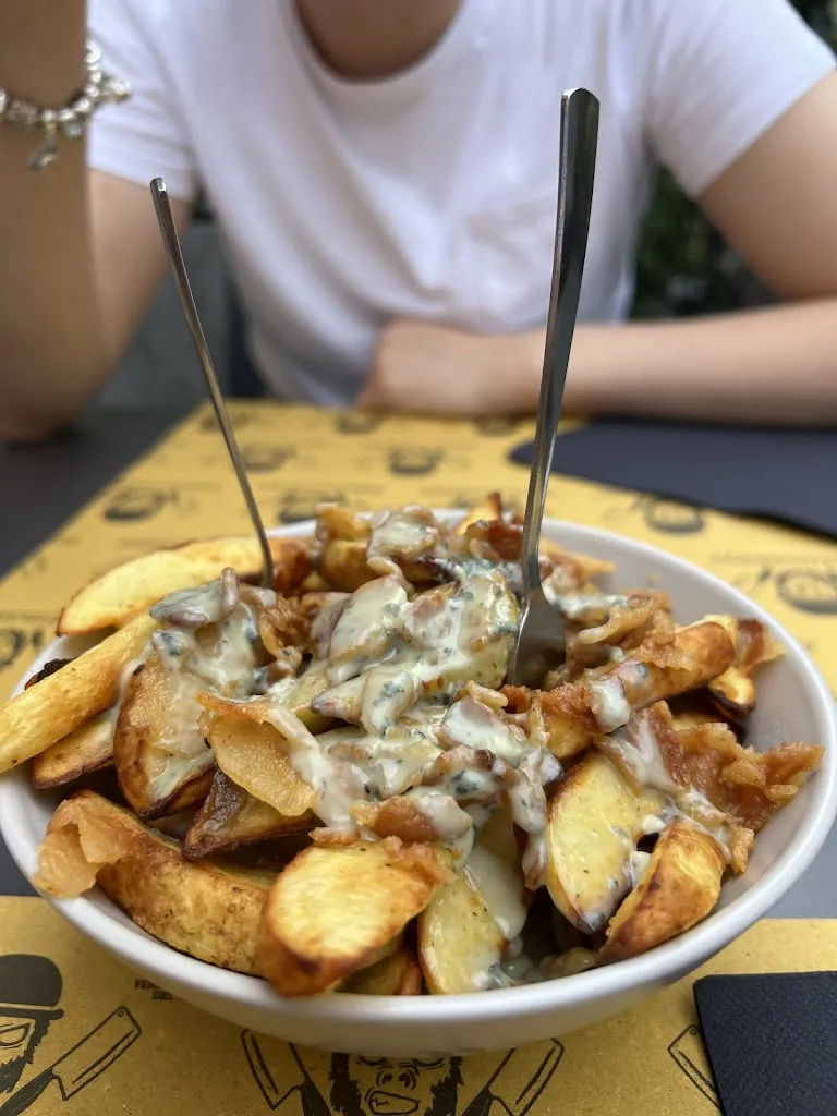 Menu_Madmonkeys | Burger street food & birreria_Gorizia_image_8