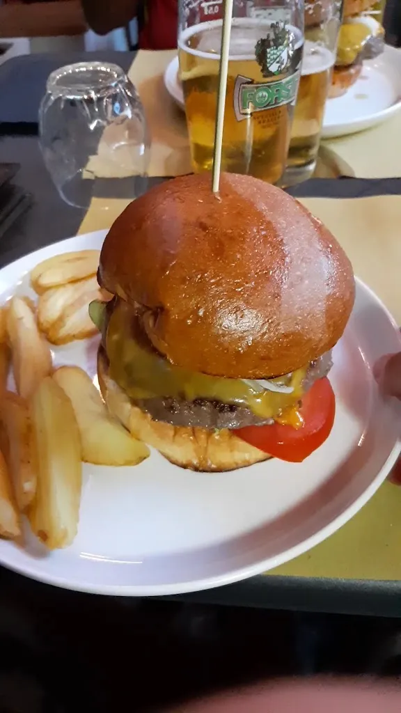 Madmonkeys | Burger street food & birreria_Gorizia_slider_image_2