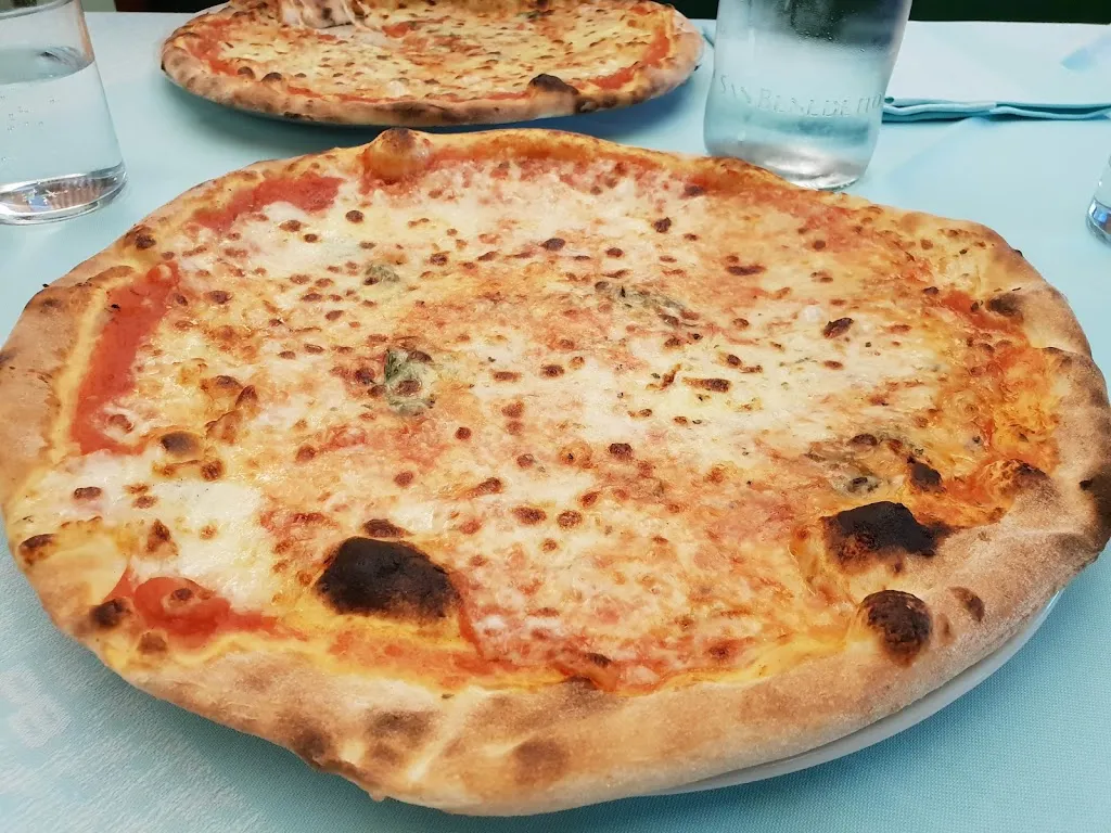 Claudio Collovati_Ristorante Pizzeria Esperia_Latisana_review